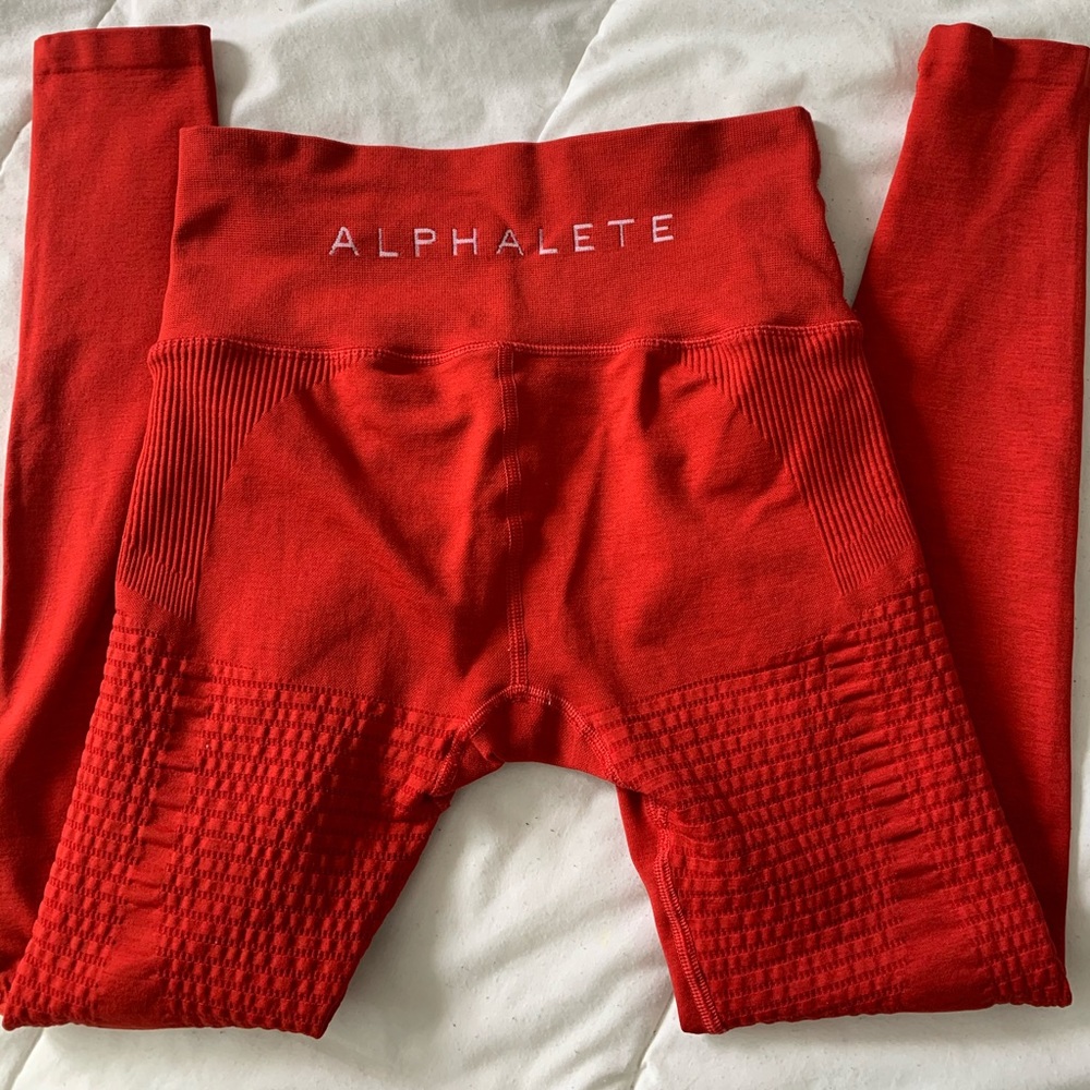 Alphalete Halo leggings 2nd edition